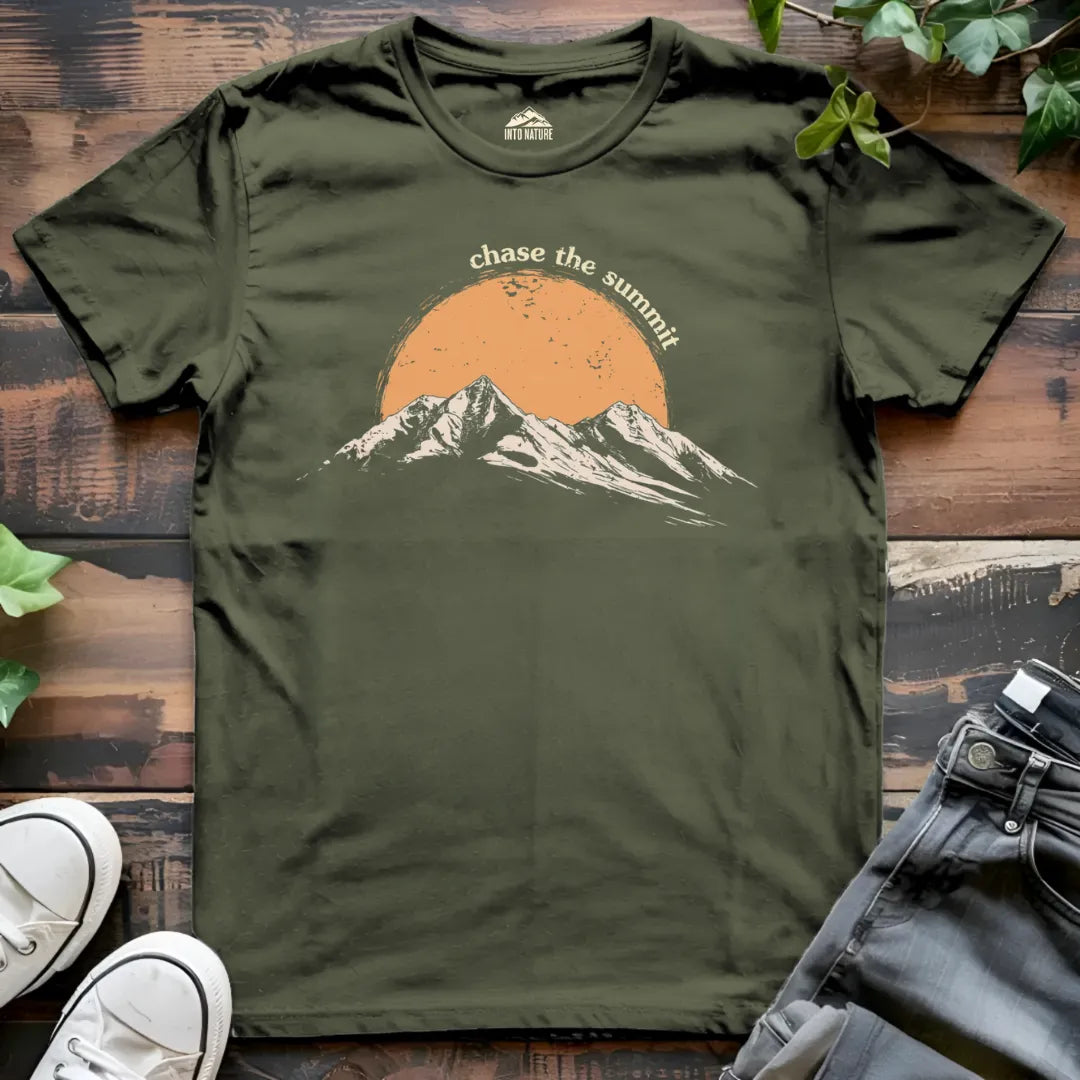 Chase the Summit Tee