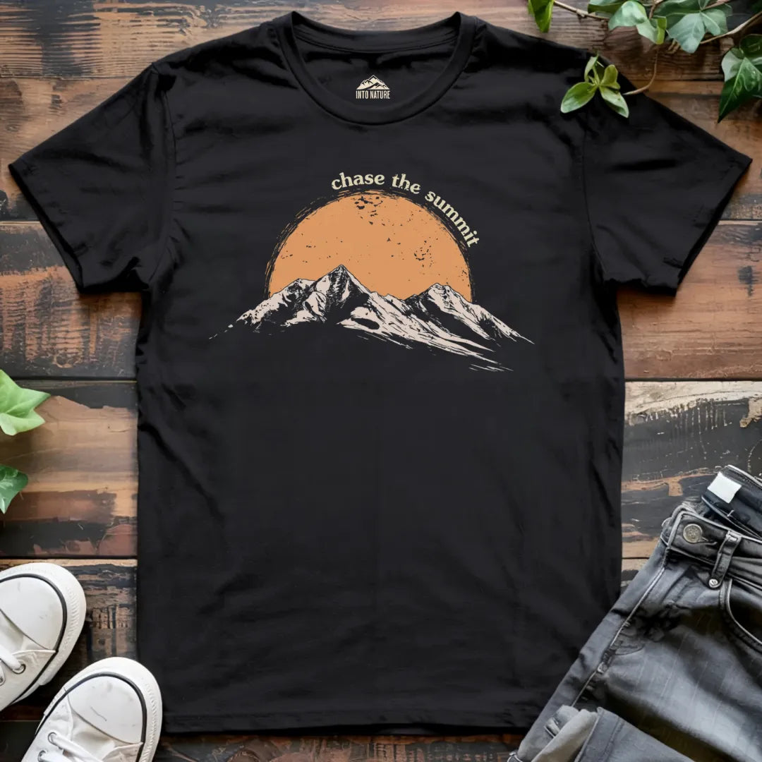 Chase the Summit Tee