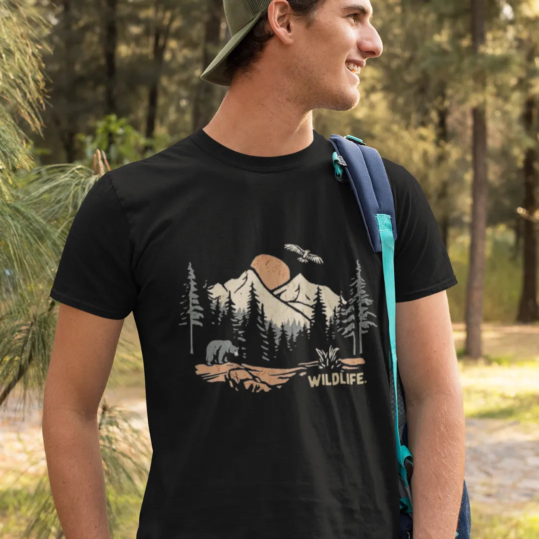 Wildlife. Tee