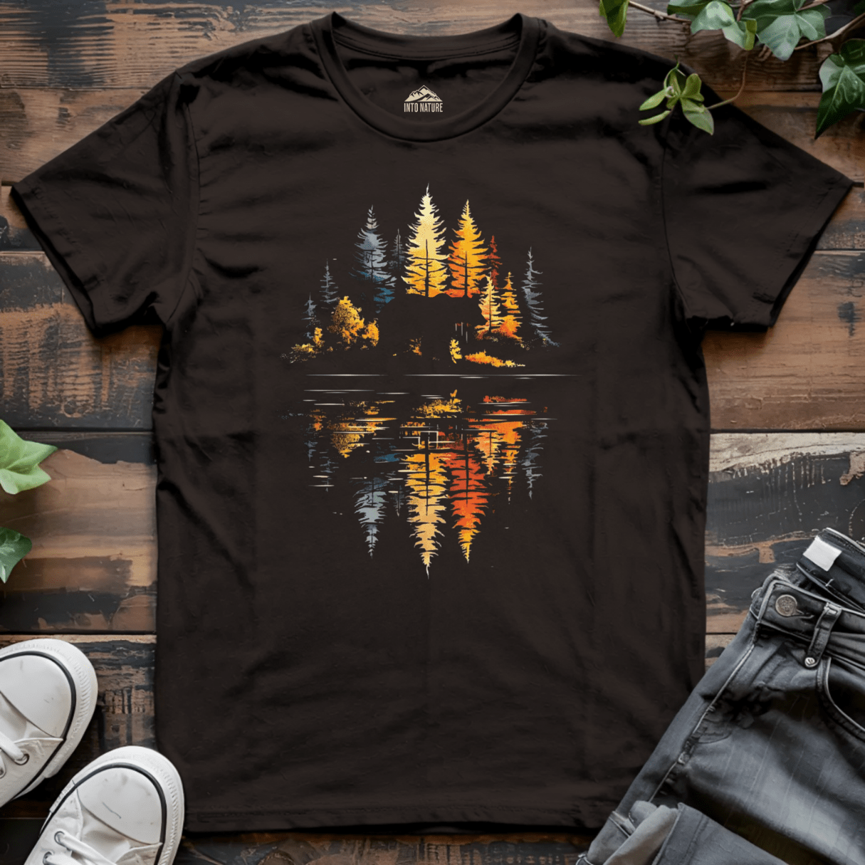 ナイトレイドBear Tee  FOREST柄 Forest Bear T-Shirt – Nature-Inspired Organic Cotton Tee – SeaNic